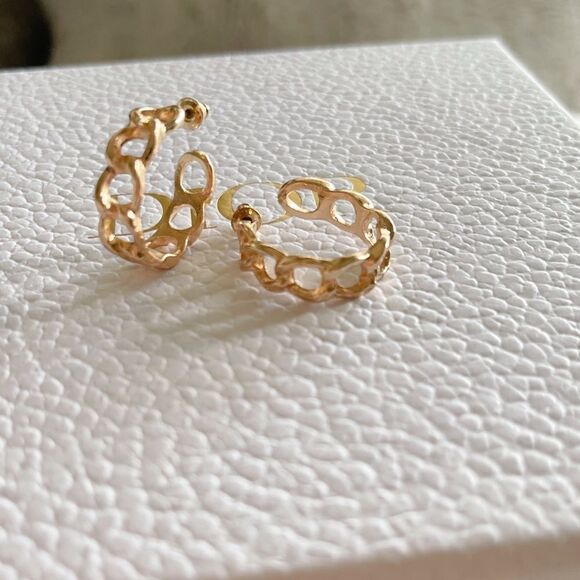 Gold Hoop Chain Earrings - Picture 3 of 5